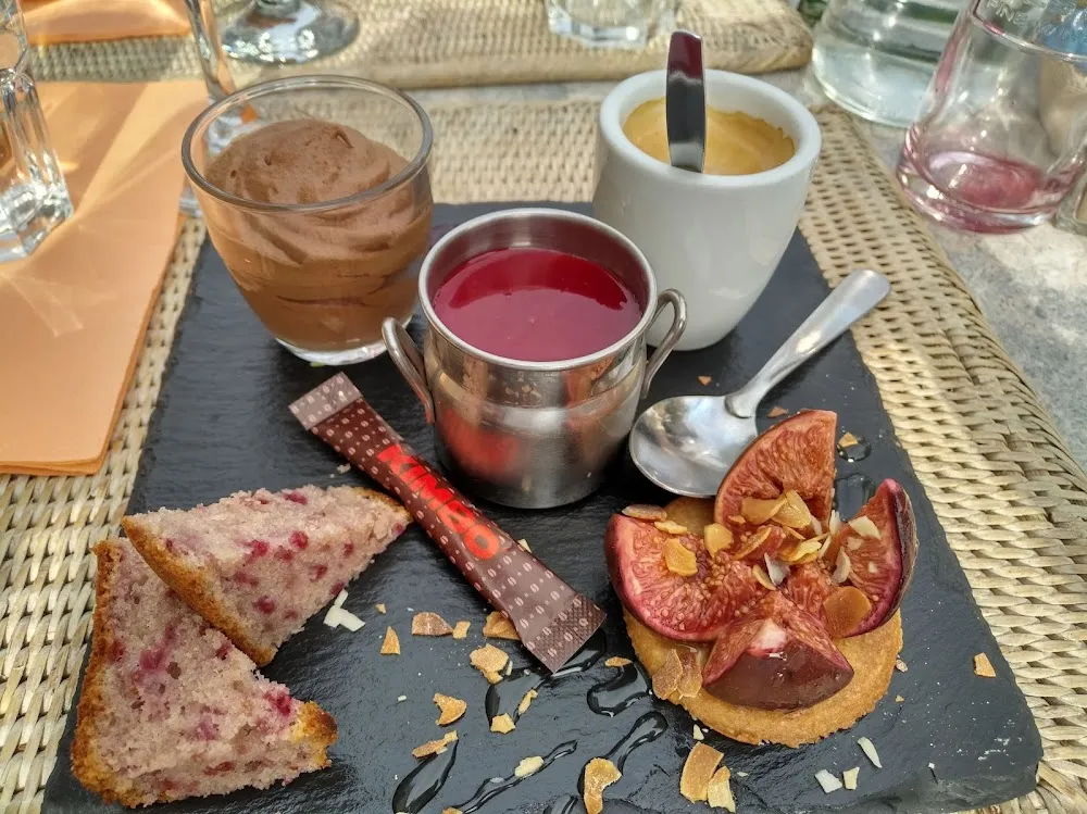 Café Gourmand